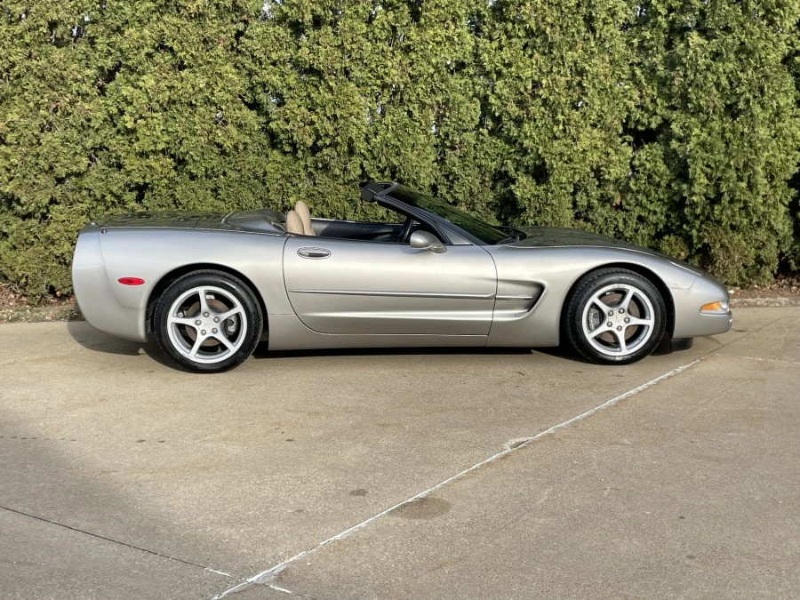2000 Chevrolet Corvette C5 - Image 2 of 25