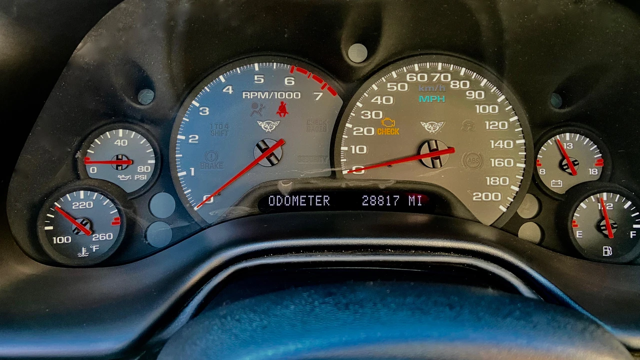 2000 Chevrolet Corvette C5 - Image 25 of 31