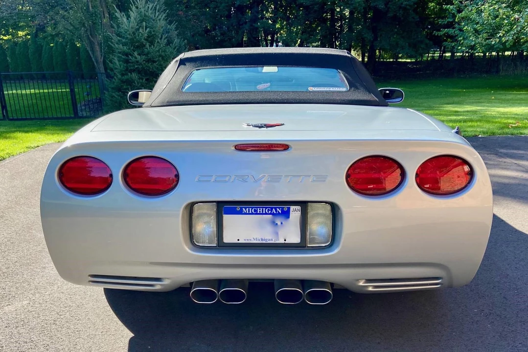 2000 Chevrolet Corvette C5 - Image 5 of 31