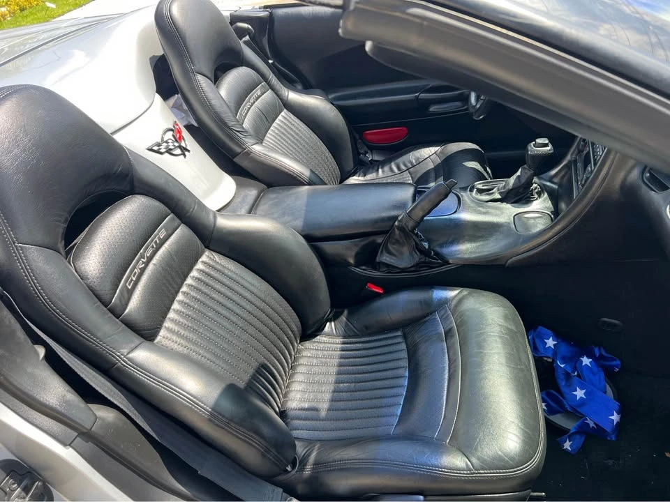 2000 Chevrolet Corvette C5 - Image 9 of 19