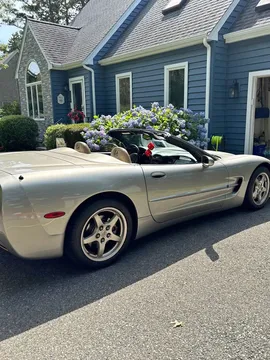 2000 Chevrolet Corvette Convertible 2D
