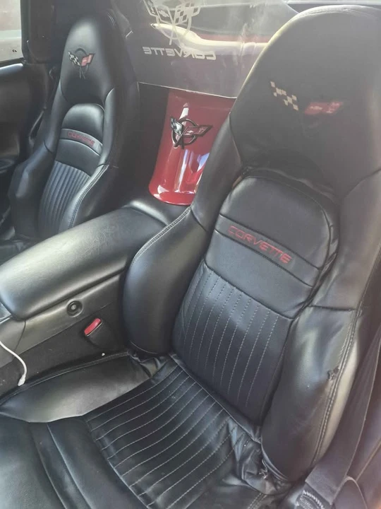 2000 Chevrolet Corvette C5 - Image 3 of 3