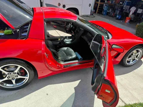 2000 Chevrolet Corvette Convertible 2D