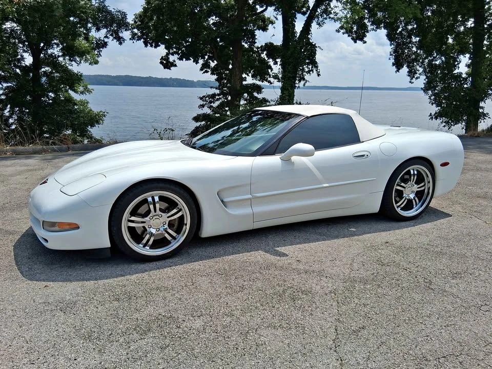 2000 Chevrolet Corvette C5 - Image 1 of 20