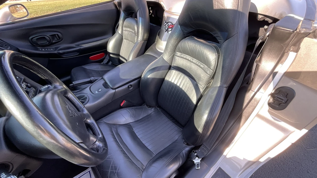 2000 Chevrolet Corvette C5 - Image 4 of 14