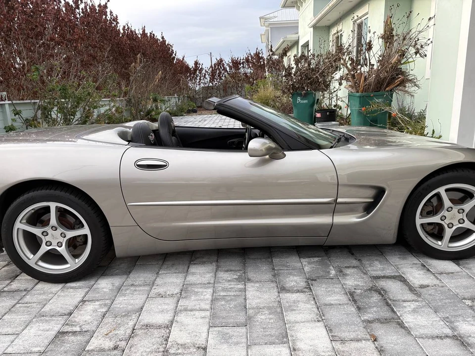 2000 Chevrolet Corvette C5 - Image 4 of 10