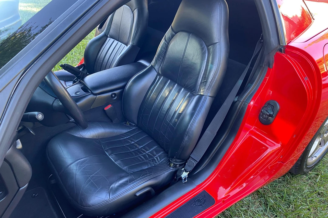 2000 Chevrolet Corvette C5 - Image 27 of 31