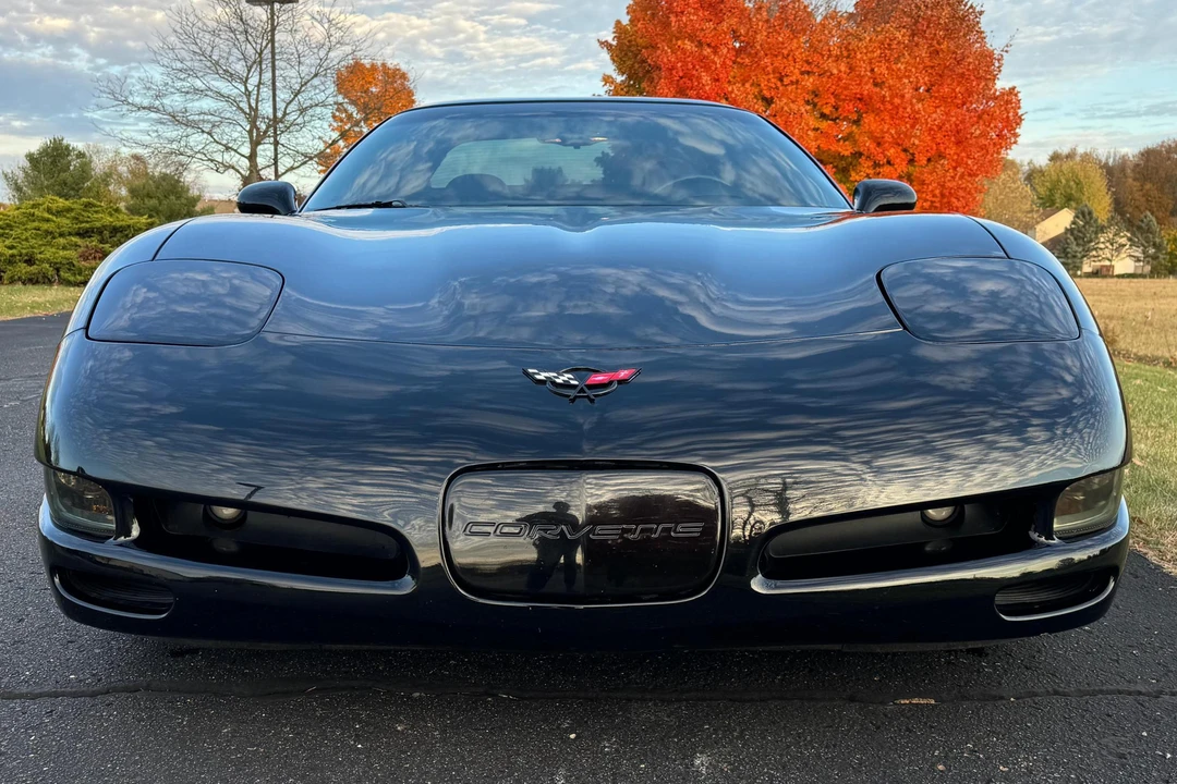 2000 Chevrolet Corvette C5 - Image 2 of 31