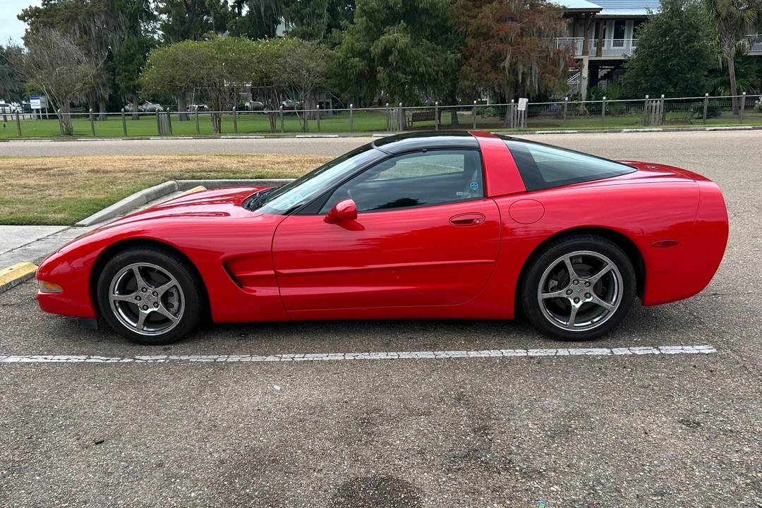 2000 Chevrolet Corvette C5 - Image 3 of 31