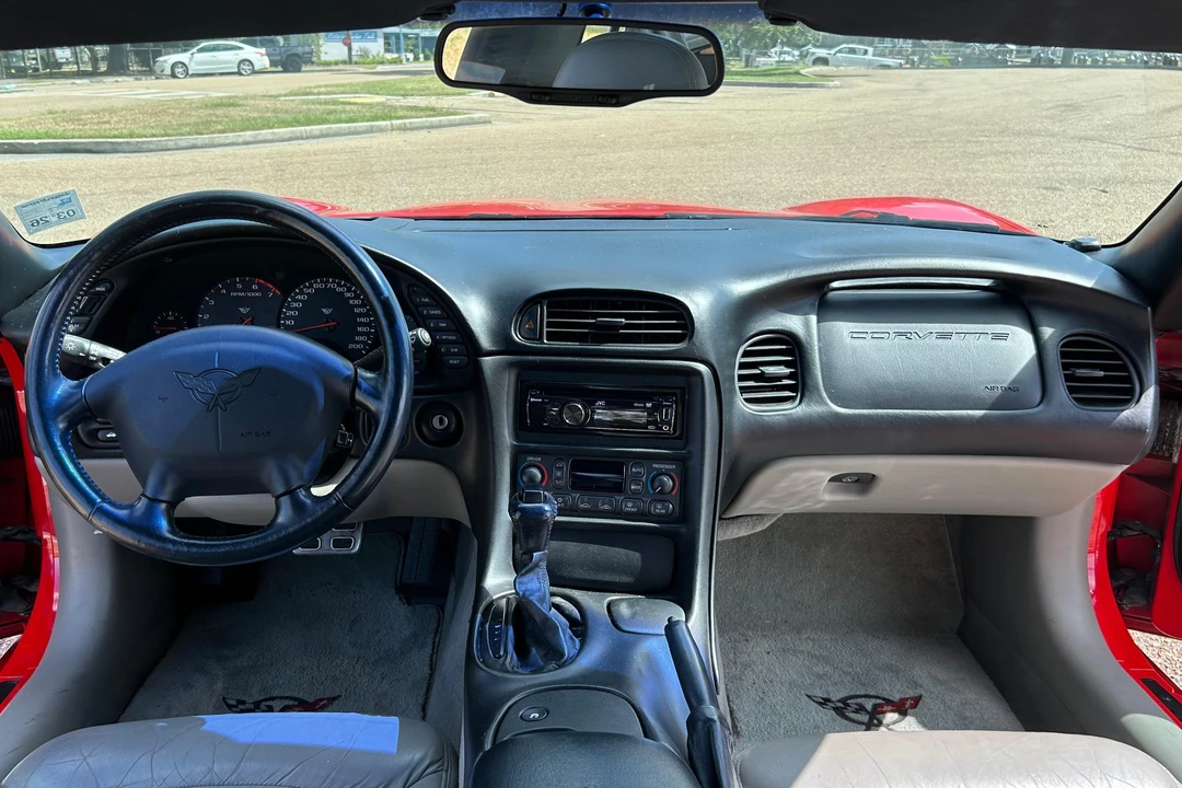 2000 Chevrolet Corvette C5 - Image 24 of 31