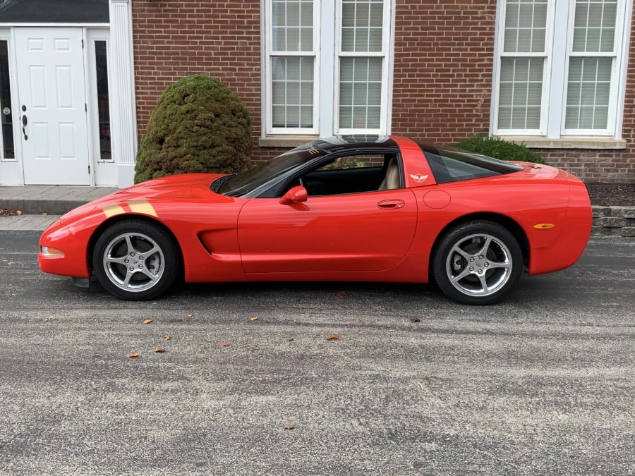 2000 Chevrolet Corvette C5 - Image 2 of 8