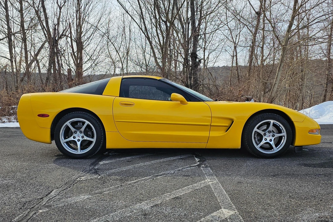 2000 Chevrolet Corvette C5 - Image 3 of 31