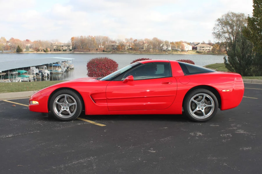 2000 Chevrolet Corvette C5 - Image 2 of 6