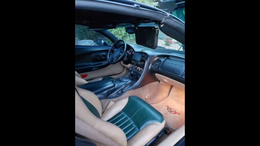 2000 Chevrolet Corvette C5 - Image 2 of 10