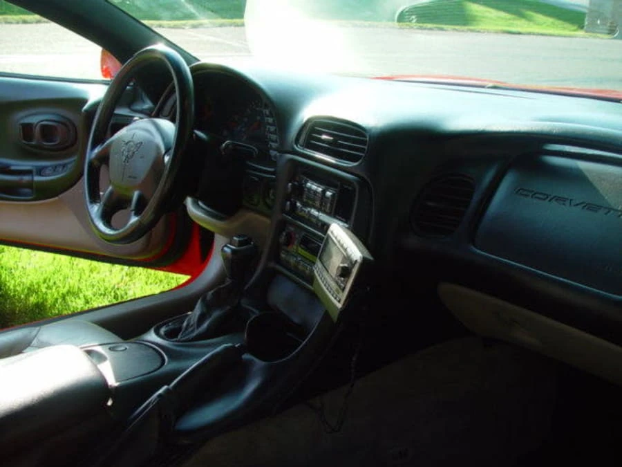 2000 Chevrolet Corvette C5 - Image 4 of 8