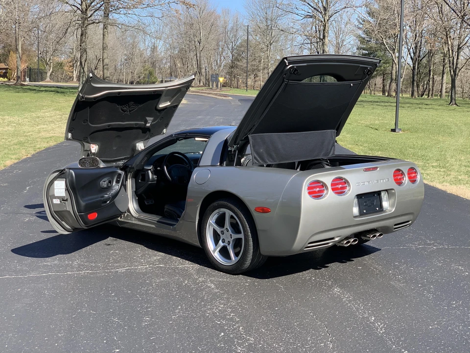 2000 Chevrolet Corvette C5 - Image 26 of 31