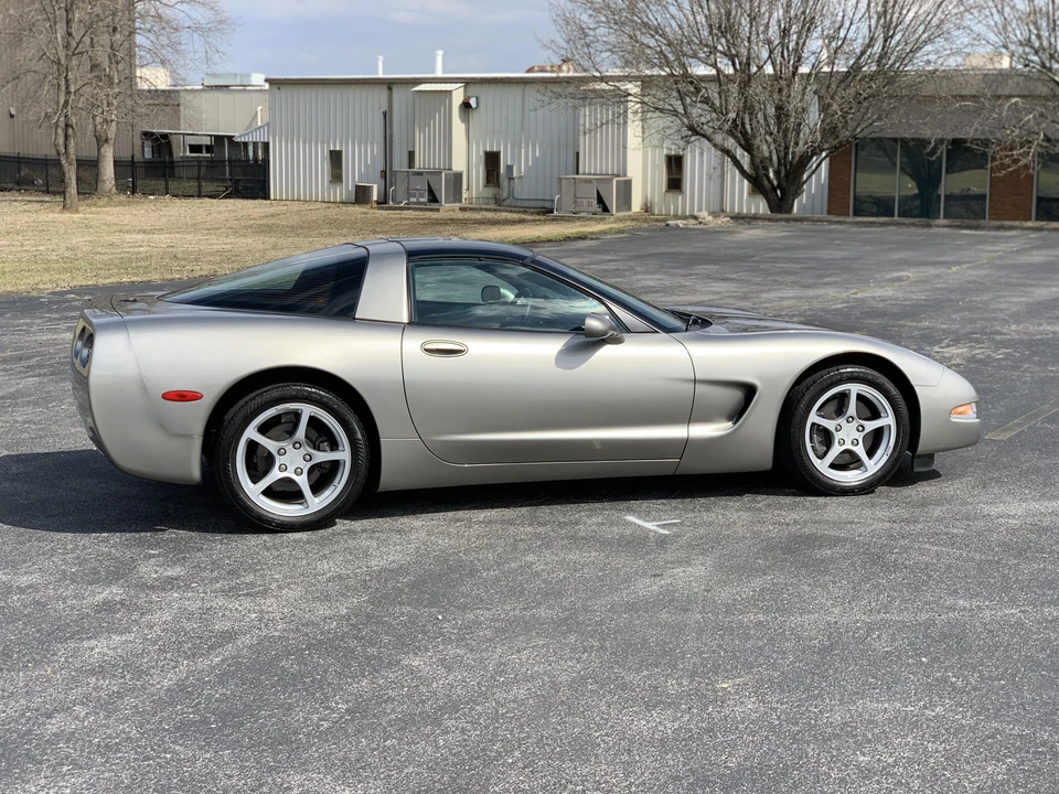 2000 Chevrolet Corvette C5 - Image 13 of 31
