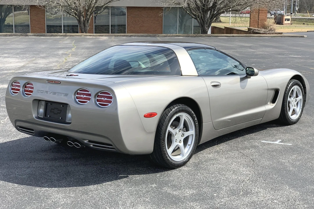 2000 Chevrolet Corvette C5 - Image 4 of 31