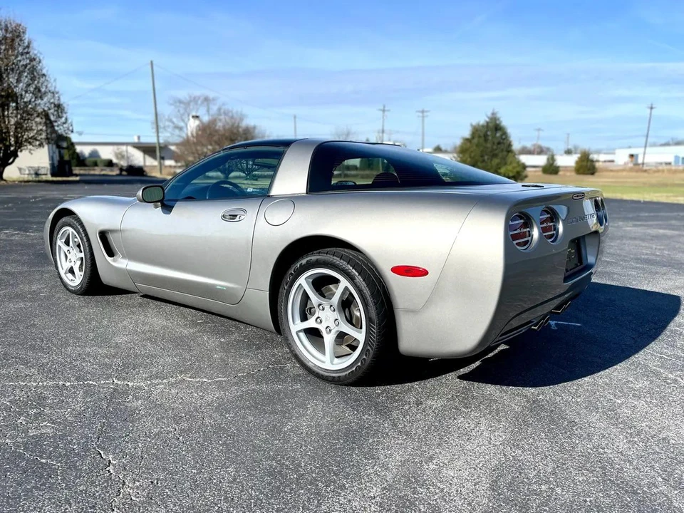 2000 Chevrolet Corvette C5 - Image 18 of 31