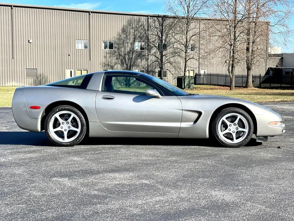 2000 Chevrolet Corvette C5 - Image 22 of 31