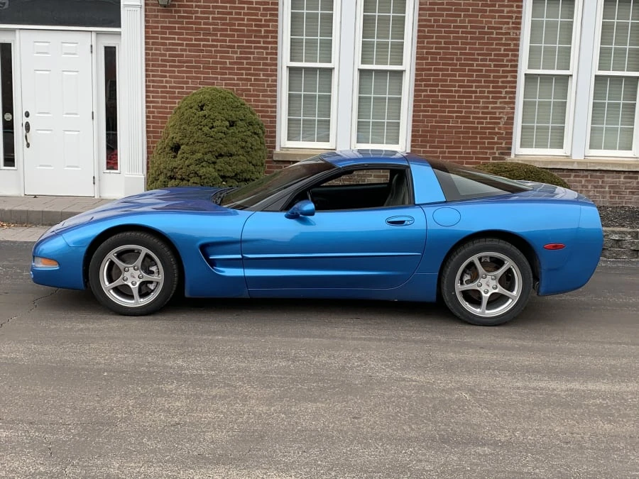 2000 Chevrolet Corvette C5 - Image 2 of 7