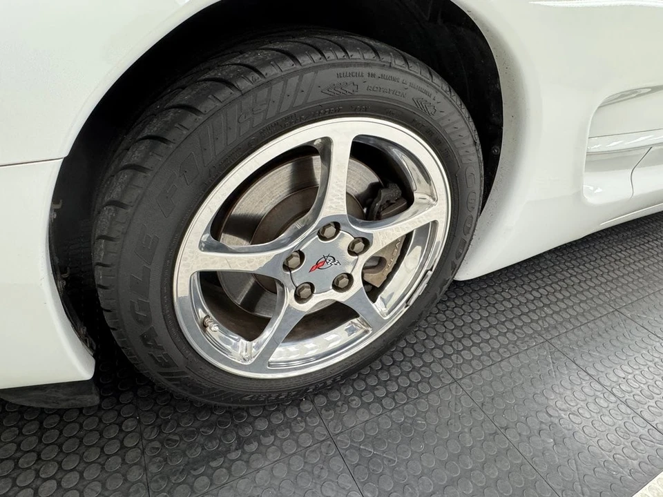 2000 Chevrolet Corvette C5 - Image 11 of 31