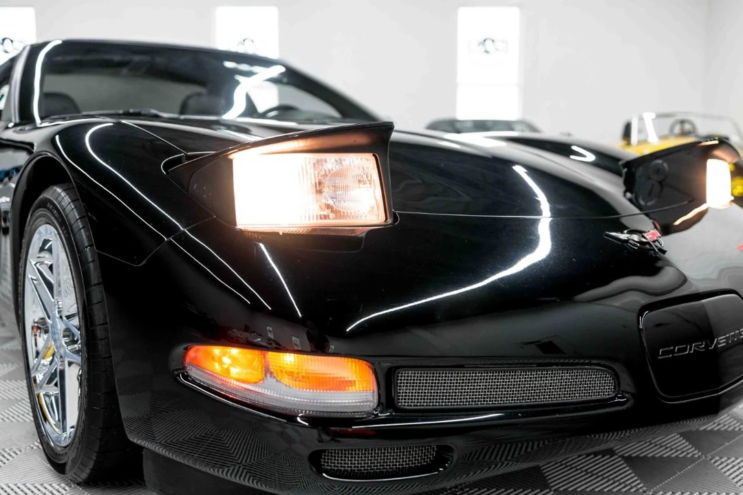 2000 Chevrolet Corvette C5 - Image 18 of 31
