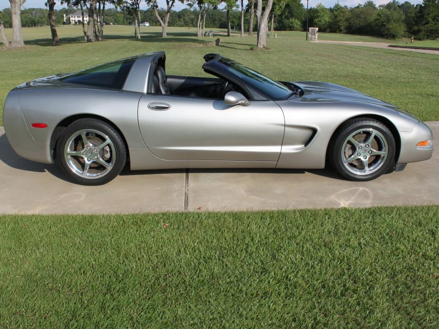 2000 Chevrolet Corvette C5 - Image 2 of 8
