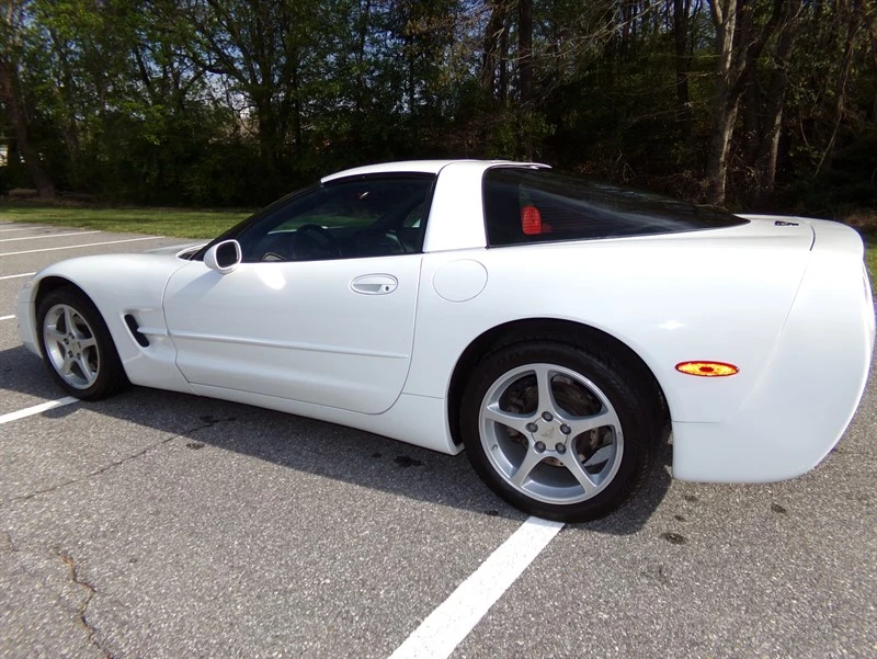 2000 Chevrolet Corvette C5 - Image 10 of 31