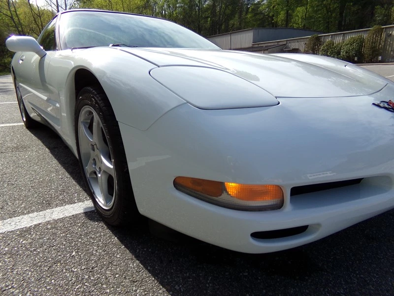 2000 Chevrolet Corvette C5 - Image 4 of 31