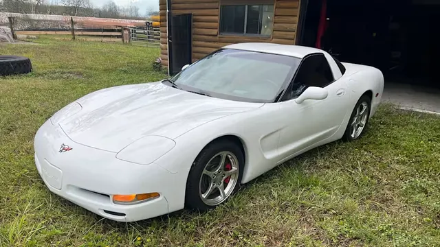 2000 Chevrolet Corvette Coupe