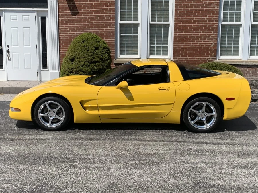 2000 Chevrolet Corvette C5 - Image 2 of 8