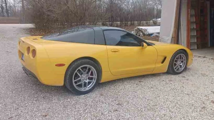 2000 Chevrolet Corvette C5 - Image 2 of 6