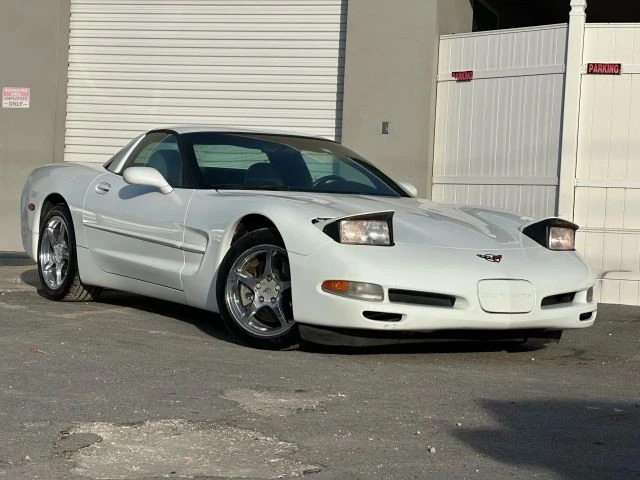 2000 Chevrolet Corvette C5 - Image 2 of 12