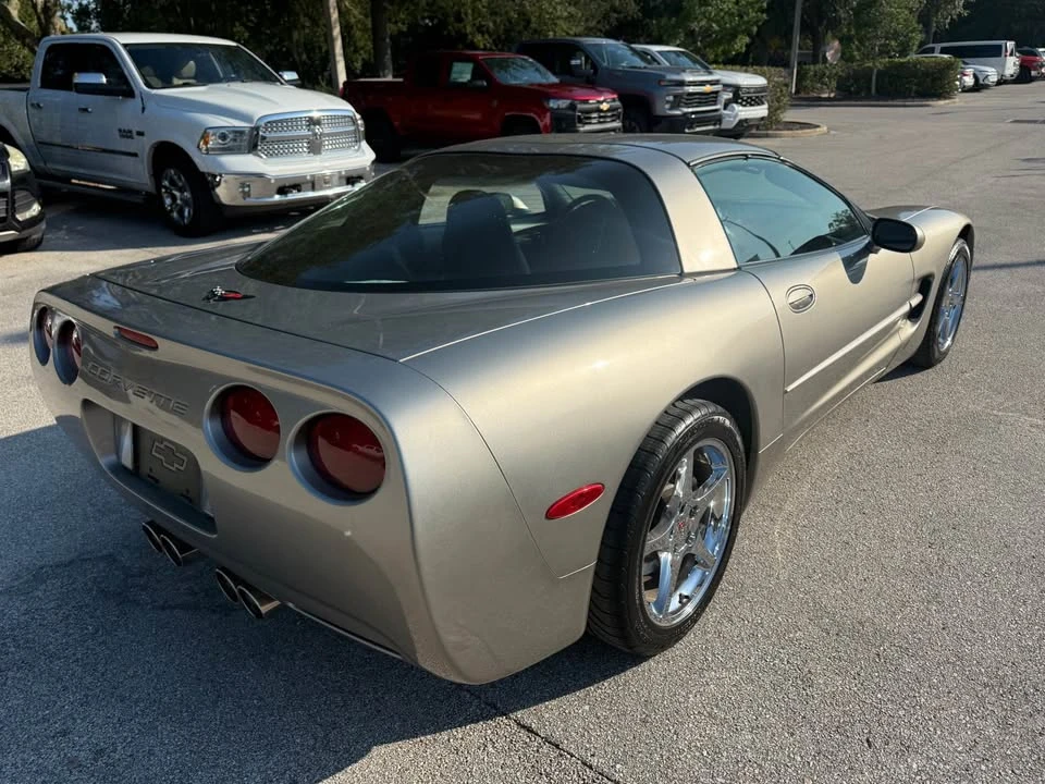 2000 Chevrolet Corvette C5 - Image 2 of 13