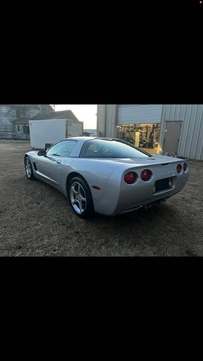 2000 Chevrolet Corvette C5 - Image 5 of 12