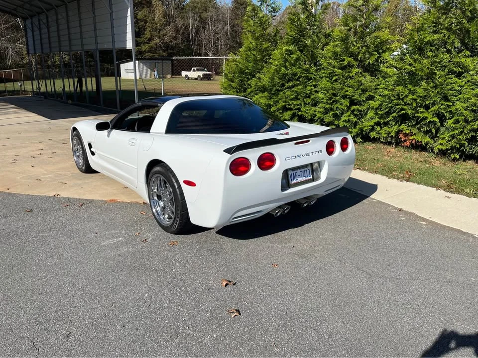2000 Chevrolet Corvette C5 - Image 3 of 6