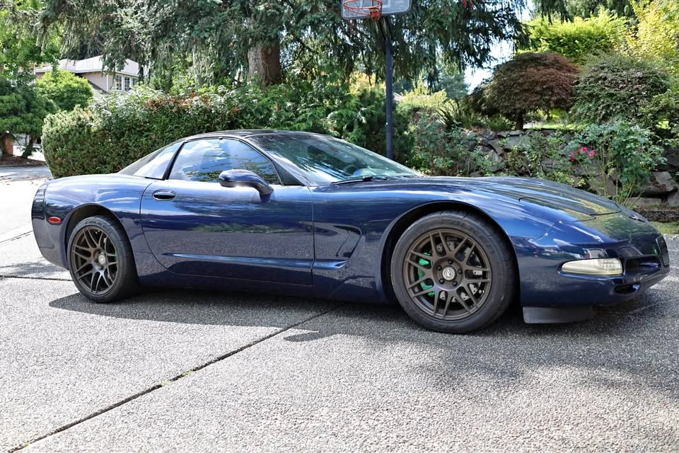 2000 Chevrolet Corvette C5 - Image 1 of 11