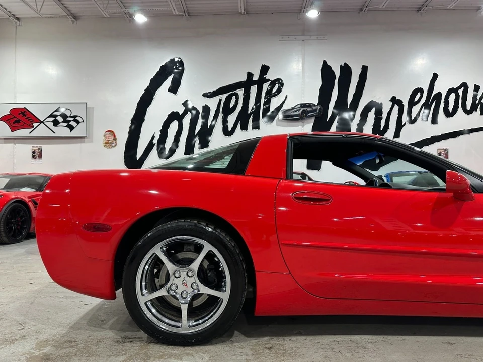 2000 Chevrolet Corvette C5 - Image 5 of 12