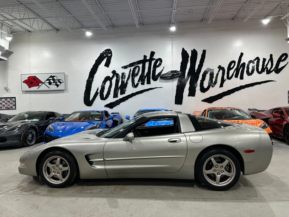 2000 Chevrolet Corvette C5 - Image 2 of 21