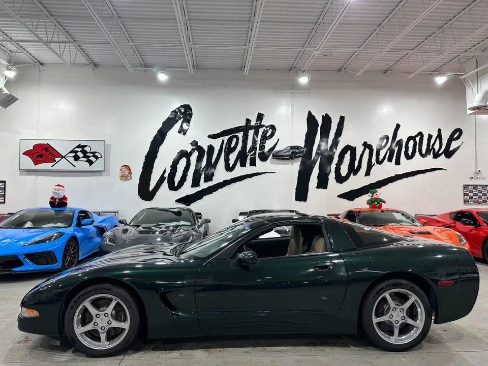 2000 Chevrolet Corvette C5 - Image 2 of 11