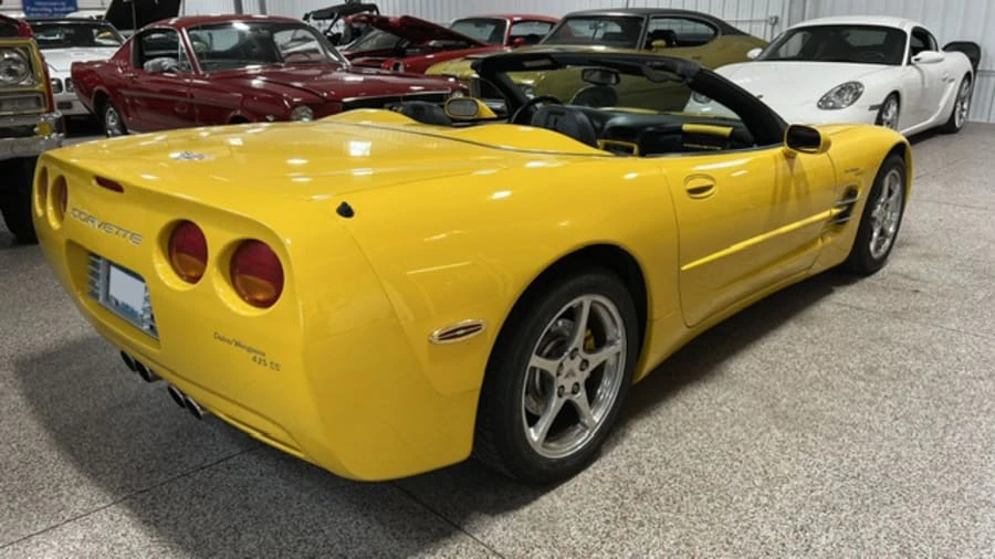 2000 Chevrolet Corvette C5 - Image 2 of 15
