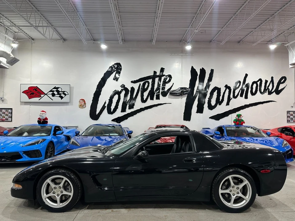 2000 Chevrolet Corvette C5 - Image 2 of 11