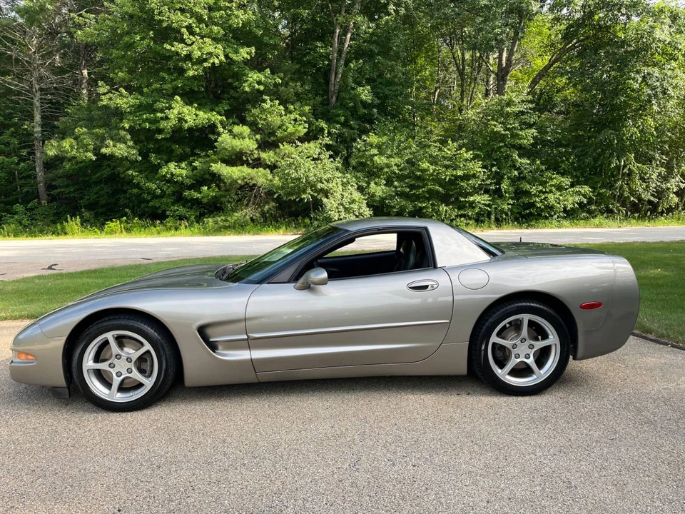 2000 Chevrolet Corvette C5 - Image 8 of 24