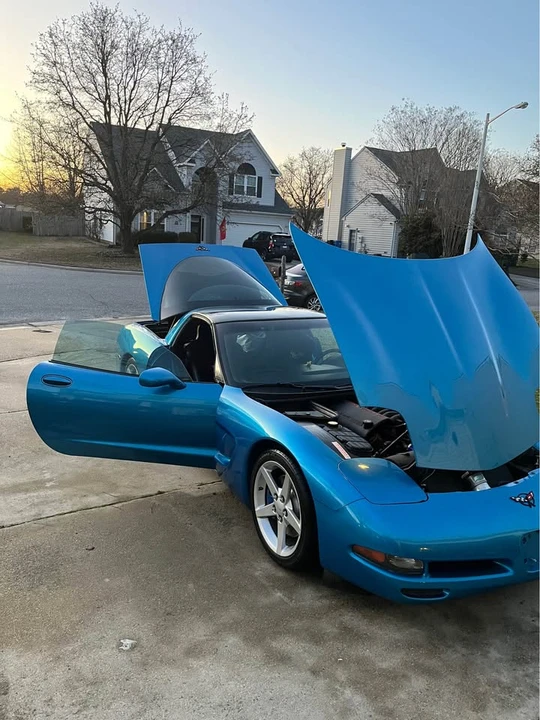 2000 Chevrolet Corvette C5 - Image 2 of 6