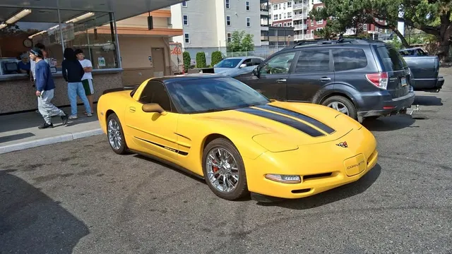 2000 Chevrolet Corvette Hard Top Coupe 2D