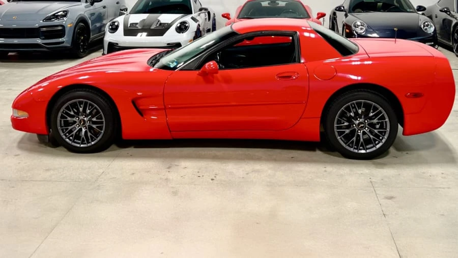 2000 Chevrolet Corvette C5 - Image 2 of 13