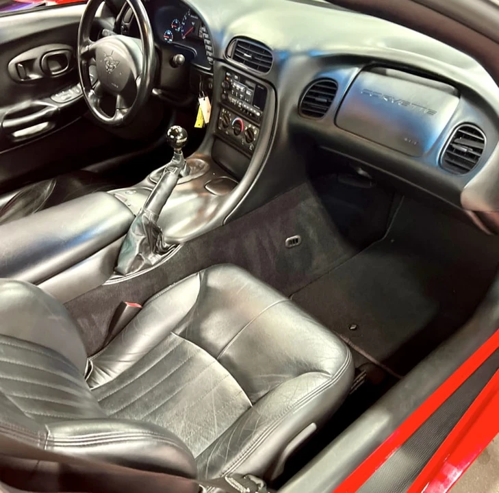 2000 Chevrolet Corvette C5 - Image 11 of 13