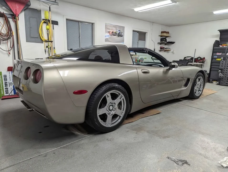 2000 Chevrolet Corvette C5 - Image 4 of 7
