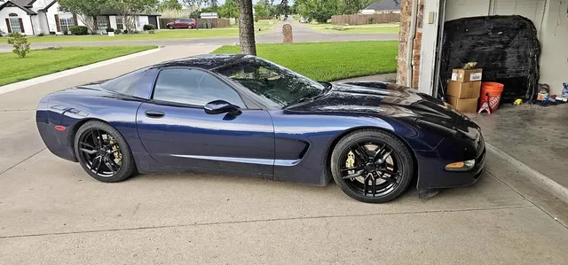 2000 Chevrolet Corvette Hatchback Coupe 2D